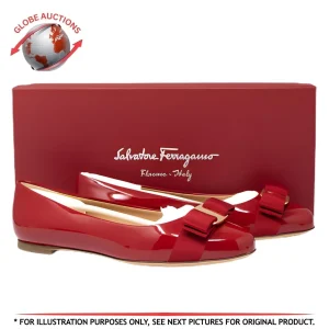 Salvatore Ferragamo Varina Patent Leather Flat (Size: 7.5)